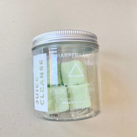 Harper + Ari exfoliating sugar cubes - Picture 1 of 1